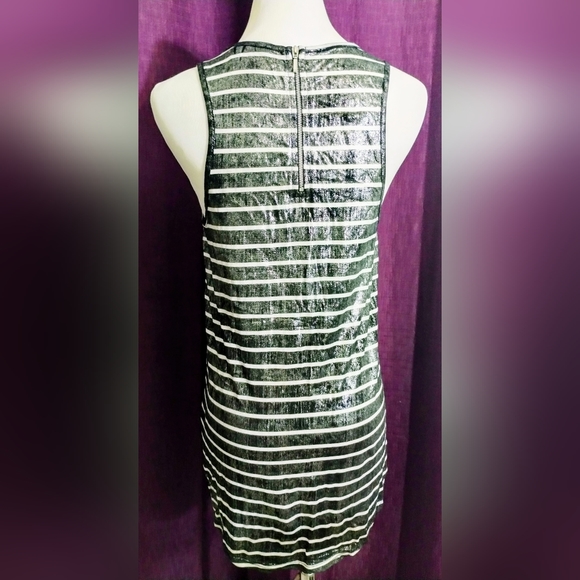 Guess Black & White silver metallic Tank Top high low style size S crew neck - Picture 2 of 9